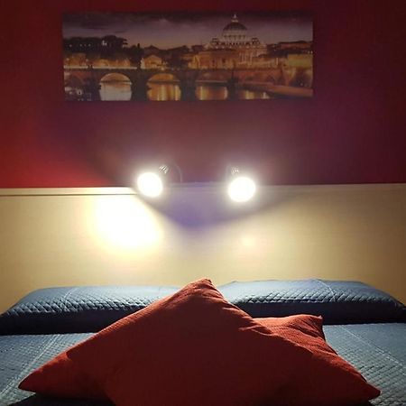 Domus Roma Hotel Bagian luar foto